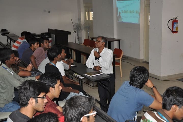 VIT Chennai campus in Kelambakkam, Tamil Nadu, India — photo 3