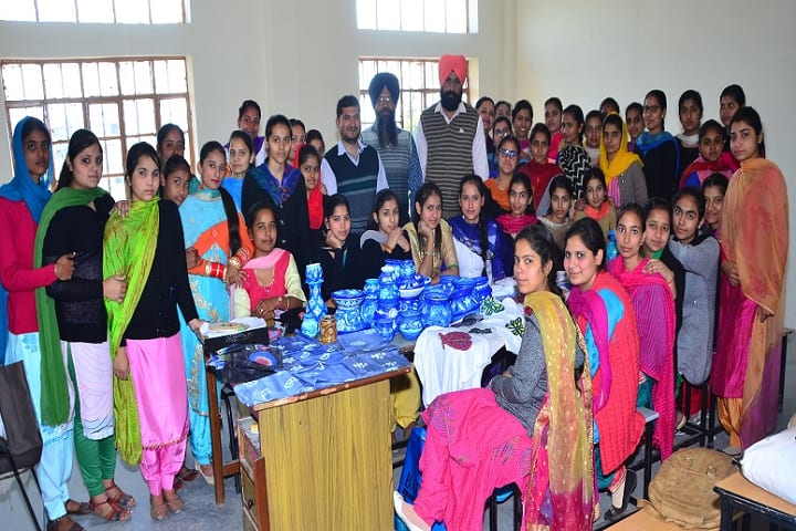 Sri Guru Angad Dev College campus in Tarn Taran, Punjab, India — photo 2