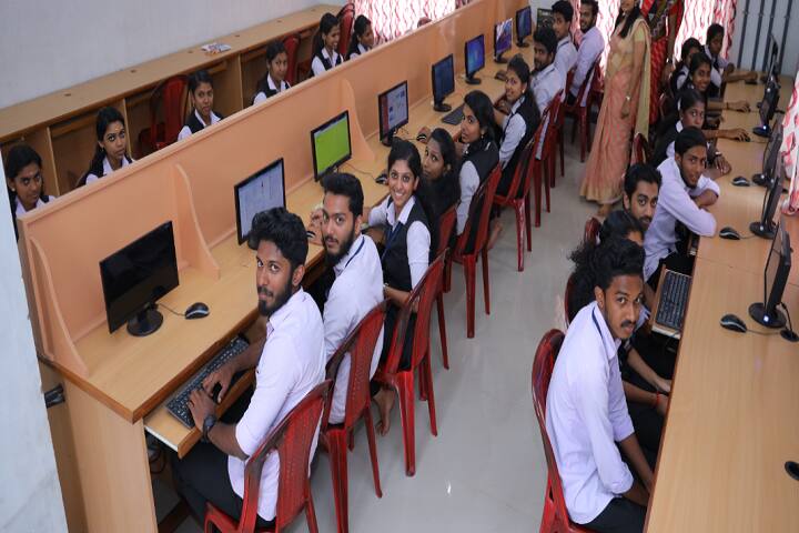 Sree Narayana Guru College of Arts and Science campus in Ernakulam, Kerala, India — photo 3