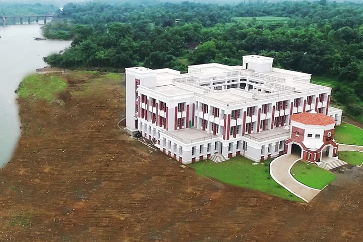 Shrimad Rajchandra Vidyapeeth campus in Valsad, Gujarat, India — photo 1