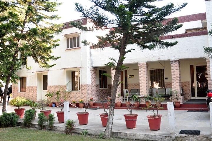 DAV College, Hoshiarpur campus in Hoshiarpur, Punjab, India