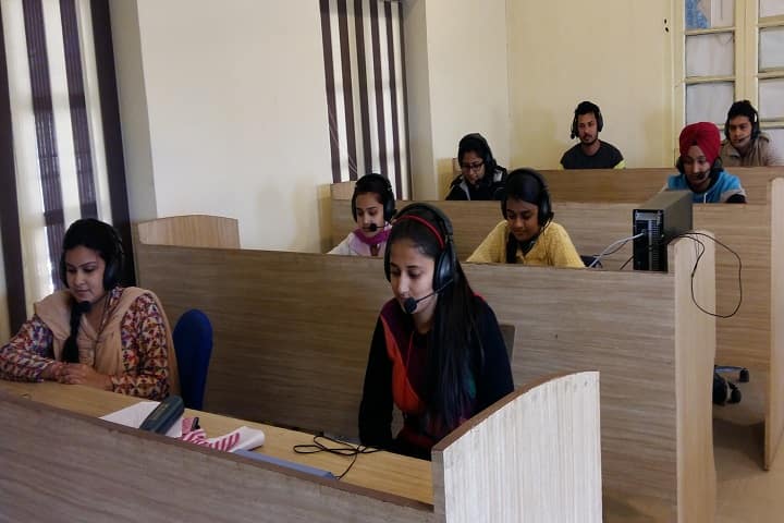 DAV College campus in Hoshiarpur, Punjab, India — photo 4