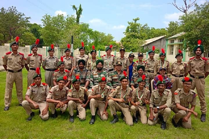 DAV College campus in Hoshiarpur, Punjab, India — photo 6