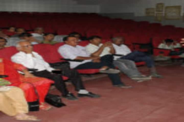 Shri HK Arts College campus in Ahmedabad, Gujarat, India — photo 3