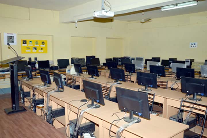 KNVV Sangha's Arts and Commerce College campus in Kittur, Karnataka, India — photo 4