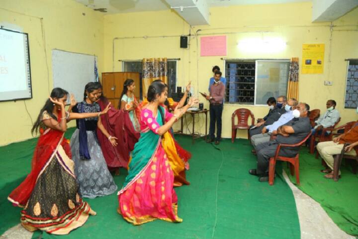 Nehru Memorial Government Degree College campus in Sangareddy, Telangana, India — photo 4