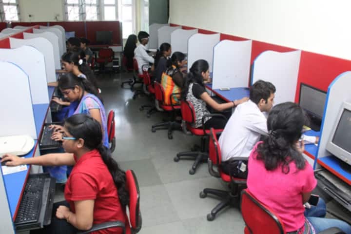 Vivekanand Education Society's College of Pharmacy campus in Mumbai, Maharashtra, India — photo 4
