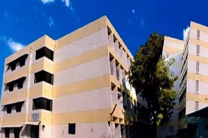 CU Shah Science College campus in Ahmedabad, Gujarat, India — photo 1
