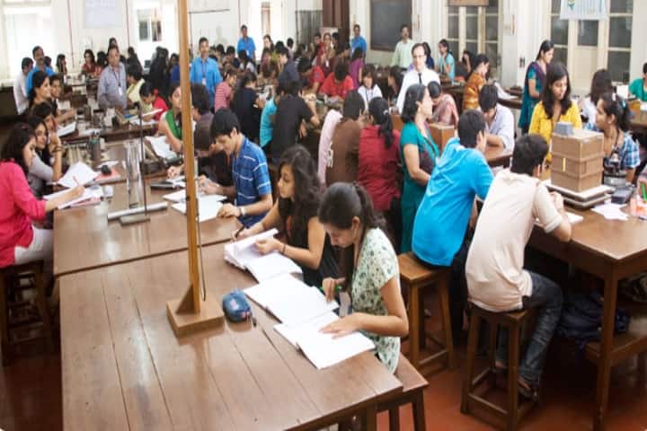 Jai Hind College Mumbai campus in Mumbai, Maharashtra, India — photo 4