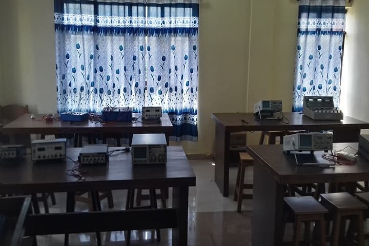 Government Degree College campus in Srinagar, Jammu and Kashmir, India — photo 3