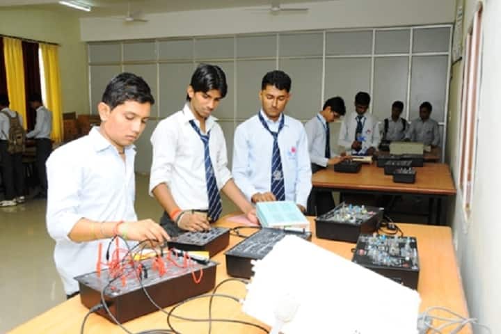 School of Engineering and Technology campus in Gwalior, Madhya Pradesh, India — photo 5