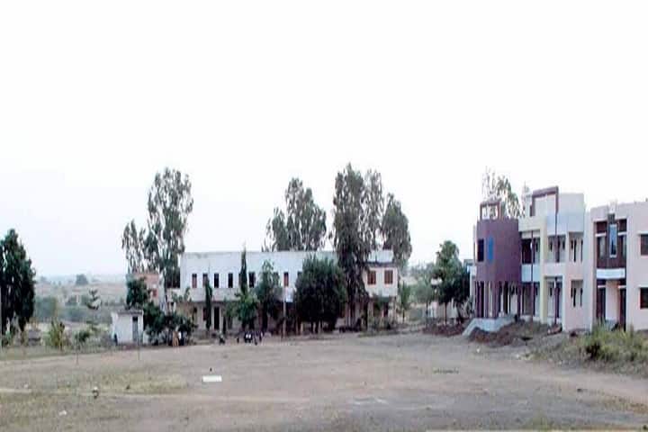 Deshbhakta Sambhajirao Garad College campus in Mohol, Maharashtra, India — photo 6