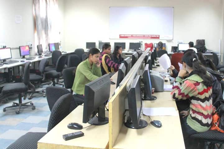 Bharati College campus in New Delhi, Delhi, India — photo 6