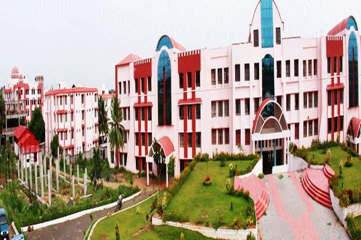 Nehru Institute of Engineering and Technology campus in Coimbatore, Tamil Nadu, India — photo 2