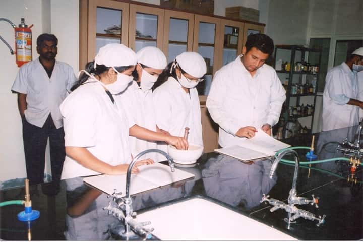 YB Chavan College of Pharmacy campus in Aurangabad, Maharashtra, India — photo 6