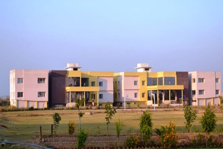 School of Management and Commerce campus in Gwalior, Madhya Pradesh, India — photo 1