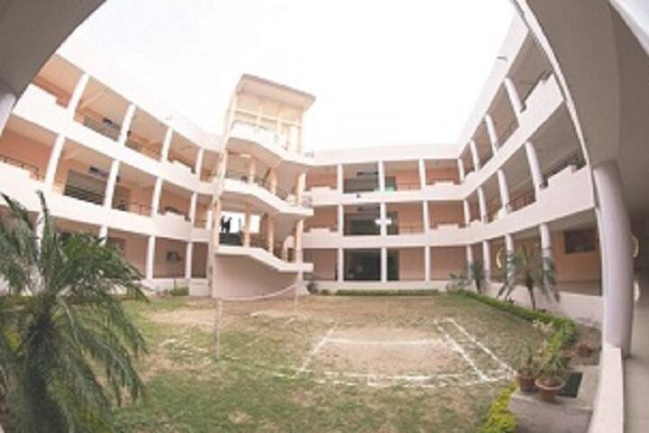 School of Legal Studies campus in Gwalior, Madhya Pradesh, India — photo 4