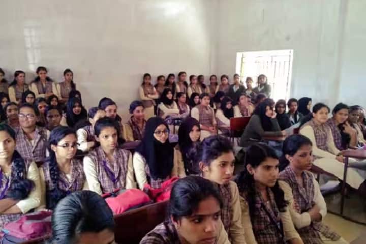 CSI Christian Muller Womens College campus in Vatakara, Kerala, India — photo 2