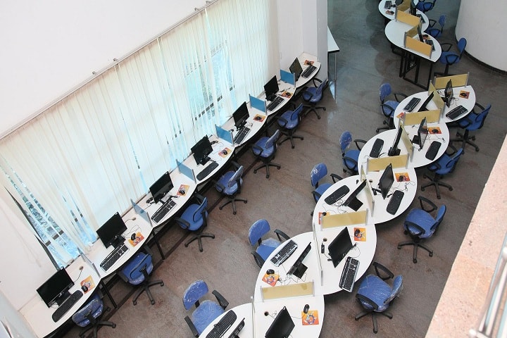Sri Balaji Vidyapeeth campus in Puducherry, India — photo 4