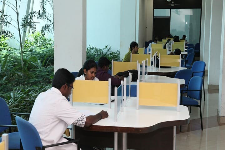 Sri Balaji Vidyapeeth campus in Puducherry, India — photo 6