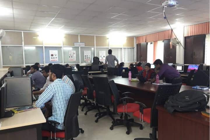 JNTUHCEH campus in Hyderabad, Telangana, India — photo 3