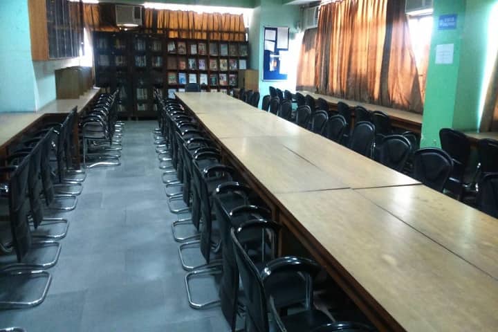 Dyal Singh Evening College campus in New Delhi, Delhi, India — photo 5
