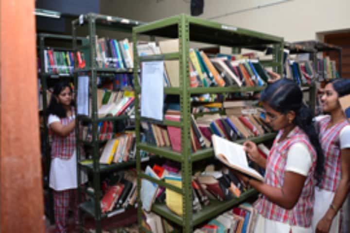 HHMSPB NSS College for Women campus in Thiruvananthapuram, Kerala, India — photo 4