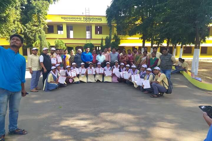Basudev Godabari Degree College campus in Sambalpur, Odisha, India — photo 4