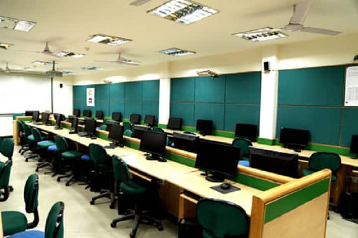Shaheed Bhagat Singh Evening College campus in New Delhi, Delhi, India — photo 5