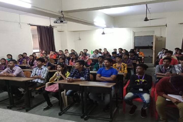 Abhinav College of Arts Commerce and Science campus in Thane, Maharashtra, India — photo 2