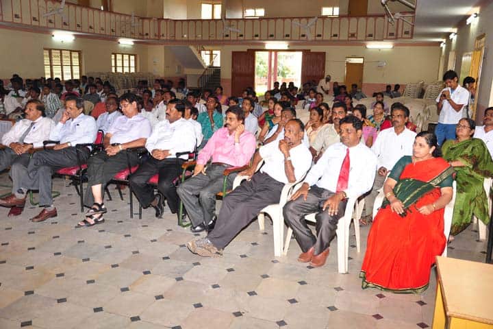 JSS College of Arts and Commerce campus in Gundlupete, Karnataka, India — photo 2