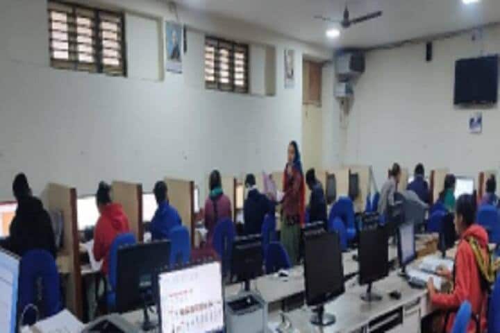 CN Arts and BD Commerce College campus in Kadi, Gujarat, India — photo 5