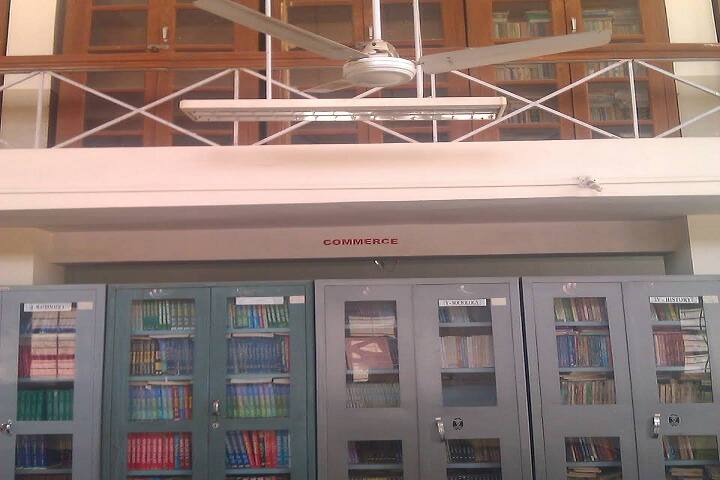 KLE Societys Shri Shivayogi Murughendra Swamiji Arts Science and Commerce College campus in Belgaum, Karnataka, India — photo 4