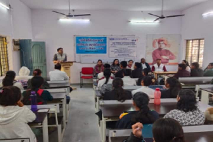 Sandipani Commerce College campus in Ujjain, Madhya Pradesh, India — photo 5