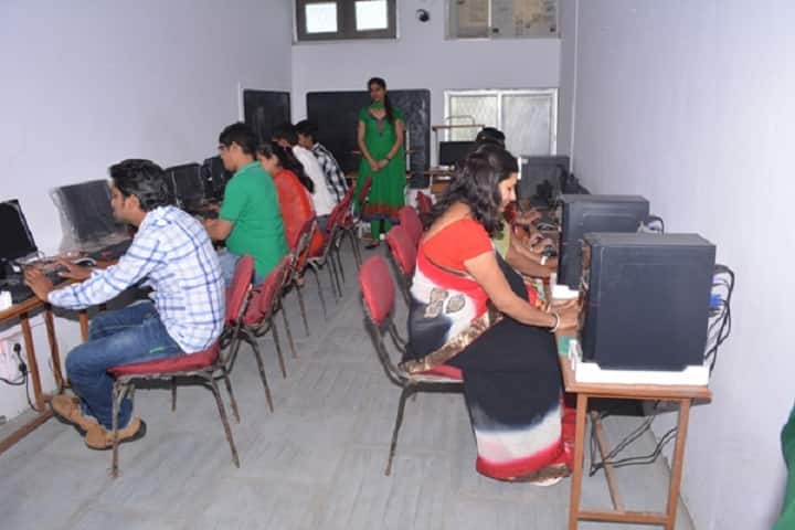 Christ College campus in Rajgarh, Madhya Pradesh, India — photo 3