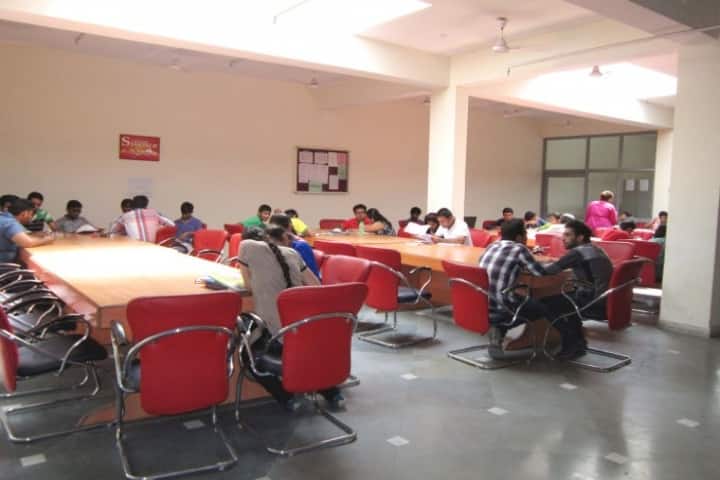 IITM Janakpuri campus in New Delhi, Delhi, India — photo 3