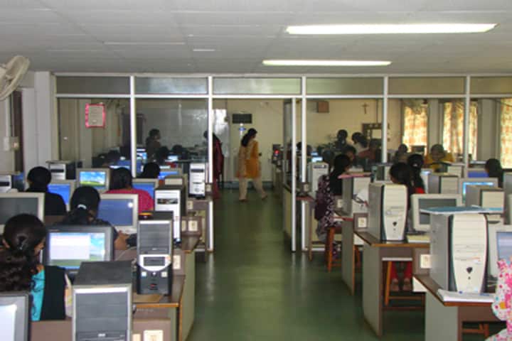 St Agnes College campus in Mangalore, Karnataka, India — photo 2