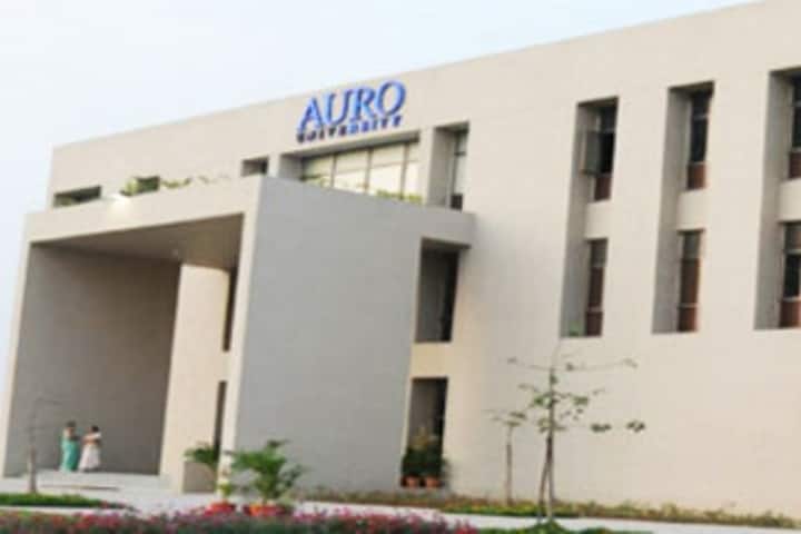 Auro University campus in Surat, Gujarat, India — photo 2