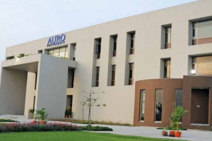Auro University campus in Surat, Gujarat, India — photo 3