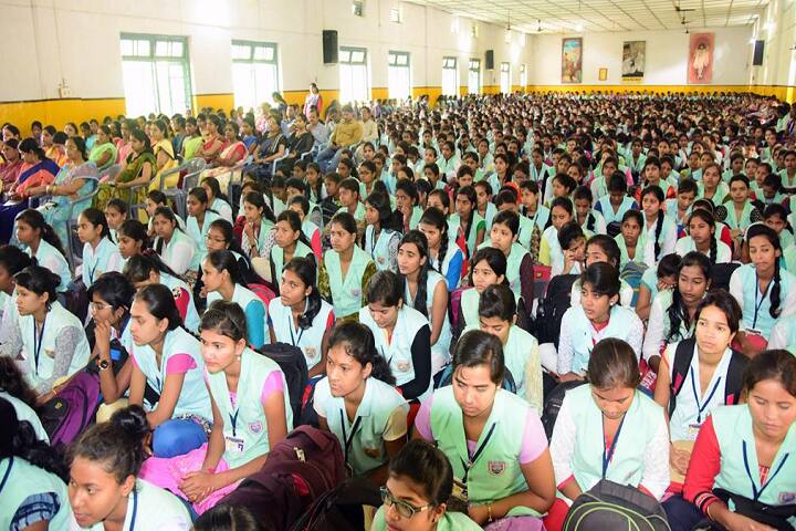 Holy Cross Women's College campus in Ambikapur, Chhattisgarh, India — photo 4