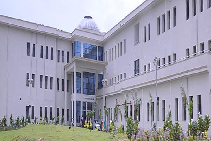 JNTUA College of Engineering campus in Chittoor, Andhra Pradesh, India — photo 1