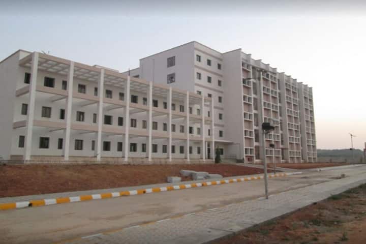 JNTUA College of Engineering campus in Chittoor, Andhra Pradesh, India — photo 3