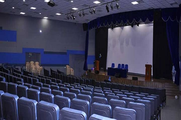 JNTUA College of Engineering campus in Chittoor, Andhra Pradesh, India — photo 6