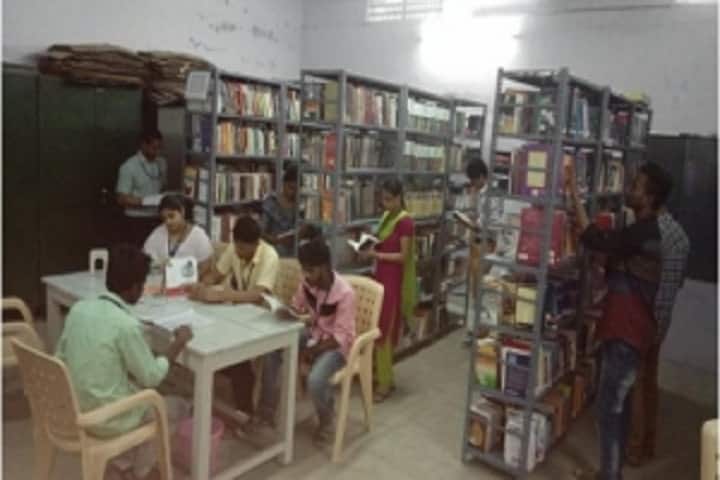 University College of Engineering JNTUK campus in Narasaraopet, Andhra Pradesh, India — photo 1