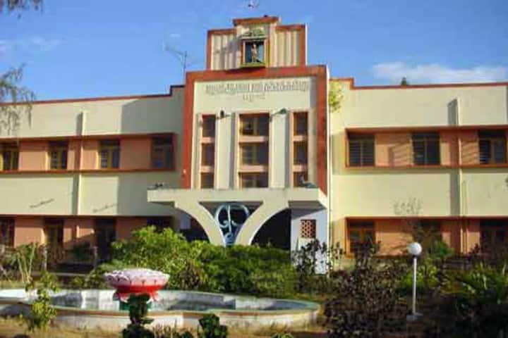 Arulmigu Palaniandavar College of Arts and Culture, Palani campus in Palani, Tamil Nadu, India