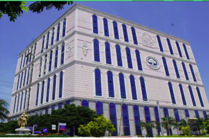 Directorate of Distance Education campus in Chennai, Tamil Nadu, India — photo 1