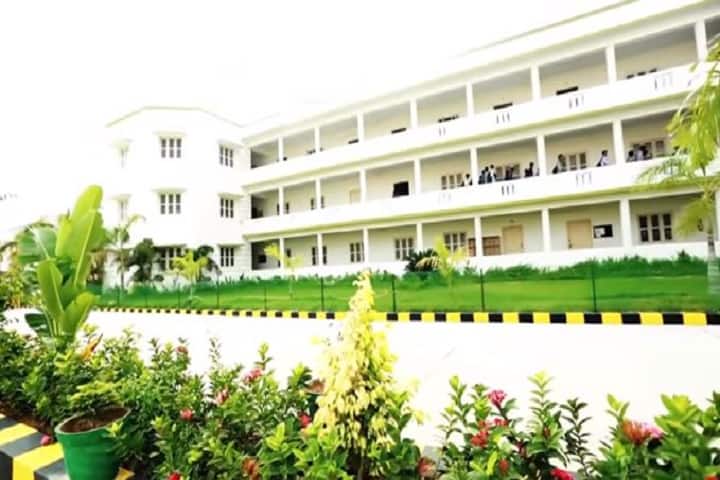 New Prince Shri Bhavani College of Engineering and Technology campus in Chennai, Tamil Nadu, India — photo 1
