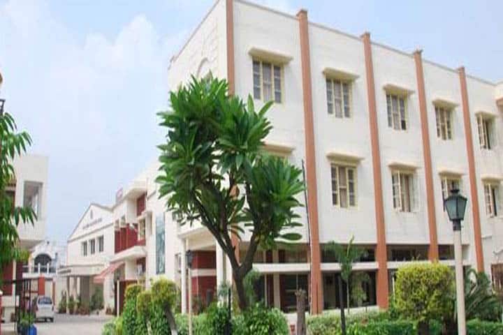 Kamla Nehru College for Women campus in Phagwara, Punjab, India — photo 1