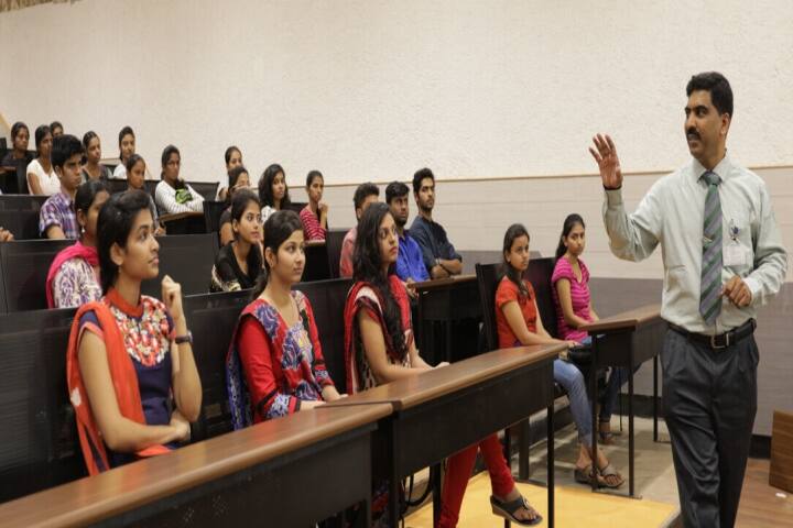 SDMCET Dharwad campus in Dharwad, Karnataka, India — photo 4
