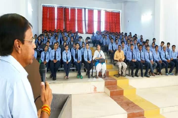 BT Institute of Excellence campus in Makroniya, Madhya Pradesh, India — photo 2
